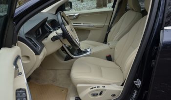 Tikko ievests. 2016 gada Modelis Volvo XC 60 Summum Xenium 2.4 Dīzelis Awd (4×4) Pilnpiedziņa ar automātisko ātrumkārbu. full