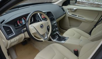 Tikko ievests. 2016 gada Modelis Volvo XC 60 Summum Xenium 2.4 Dīzelis Awd (4×4) Pilnpiedziņa ar automātisko ātrumkārbu. full