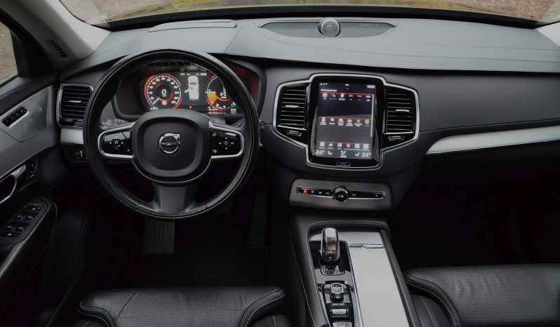 Tikko ievests. 2016. gada modelis. Volvo Xc90 Inscription T8 Twin Engine Awd. Benzīns-Elektrība. 7 sēdvietas. full