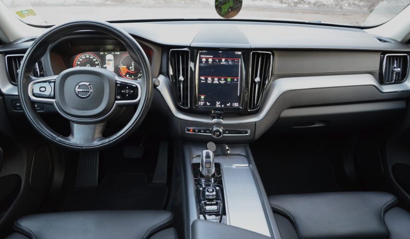 Tikko Ievests. Volvo Xc60 Inscription T8 Plug-in Hybrid Polestar Engineered. 2.0 Benzīns/elektrība. Pilnpiedziņa 4×4 Awd . full