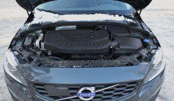 Tikko ievests. Volvo V60 Cross Country Summum 2.4 Dīzelis Awd (4×4) Pilnpiedziņa ar automātisko ātrumkārbu. full