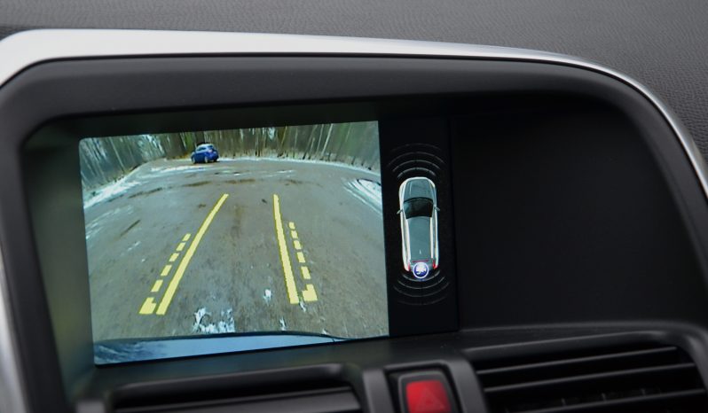 Tikko ievests. 2016 gada Modelis Volvo XC 60 Summum Xenium 2.4 Dīzelis Awd (4×4) Pilnpiedziņa ar automātisko ātrumkārbu. full