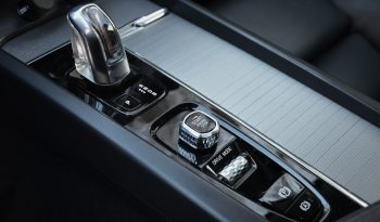 Tikko Ievests. Volvo Xc60 Inscription T8 Plug-in Hybrid Polestar Engineered. 2.0 Benzīns/elektrība. Pilnpiedziņa 4×4 Awd . full