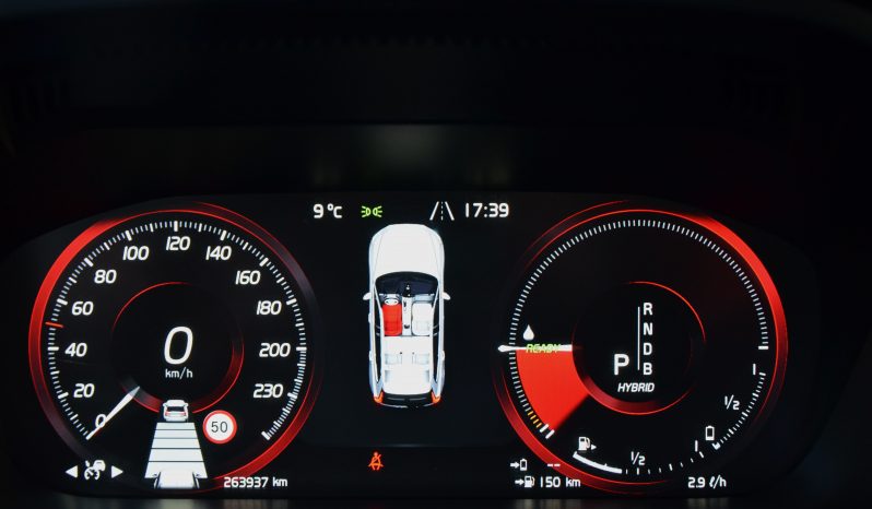 Tikko Ievests. Volvo Xc60 Inscription T8 Plug-in Hybrid Polestar Engineered. 2.0 Benzīns/elektrība. Pilnpiedziņa 4×4 Awd . full