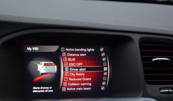 Tikko ievests. Volvo V60 Cross Country Summum 2.4 Dīzelis Awd (4×4) Pilnpiedziņa ar automātisko ātrumkārbu. full