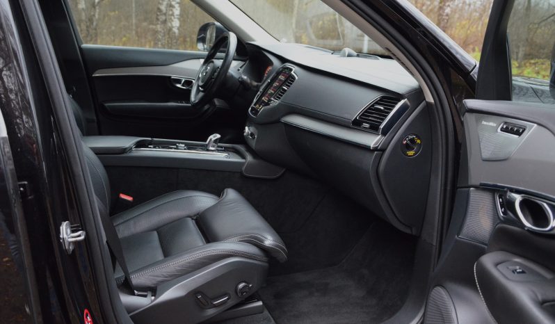 Tikko ievests. 2016. gada modelis. Volvo Xc90 Inscription T8 Twin Engine Awd. Benzīns-Elektrība. 7 sēdvietas. full