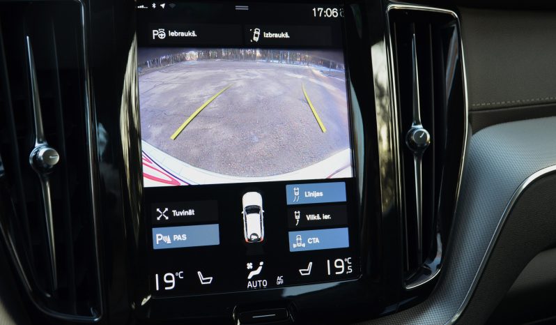 Tikko Ievests. Volvo Xc60 Inscription T8 Plug-in Hybrid Polestar Engineered. 2.0 Benzīns/elektrība. Pilnpiedziņa 4×4 Awd . full