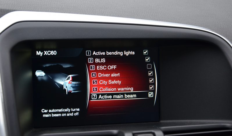 Tikko ievests. 2016 gada Modelis Volvo XC 60 Summum Xenium 2.4 Dīzelis Awd (4×4) Pilnpiedziņa ar automātisko ātrumkārbu. full