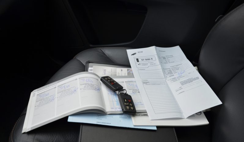 Tikko ievests. Volvo XC 60 Summum   2.4 D5 (158kw-215z/s) Dīzelis Awd (4×4) Pilnpiedziņa ar automātisko ātrumkārbu. full