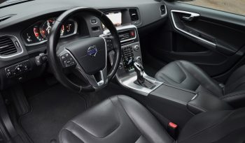 Tikko ievests. Volvo V60 Cross Country Summum 2.4 Dīzelis Awd (4×4) Pilnpiedziņa ar automātisko ātrumkārbu. full