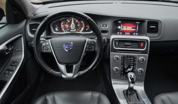 Tikko ievests. Volvo V60 Cross Country Summum 2.4 Dīzelis Awd (4×4) Pilnpiedziņa ar automātisko ātrumkārbu. full