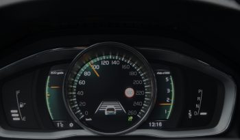 Tikko ievests. Volvo V60 Cross Country Summum 2.4 Dīzelis Awd (4×4) Pilnpiedziņa ar automātisko ātrumkārbu. full