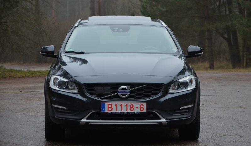 Tikko ievests. Volvo V60 Cross Country Summum 2.4 Dīzelis Awd (4×4) Pilnpiedziņa ar automātisko ātrumkārbu. full