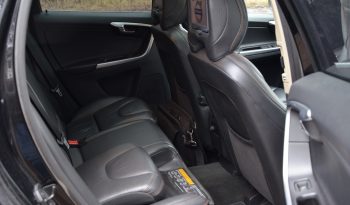 Drīzumā Volvo XC 60 Summum Xenium 2.4 D5 (158kw-215z/s) Dīzelis Awd (4×4) Pilnpiedziņa ar automātisko ātrumkārbu. full