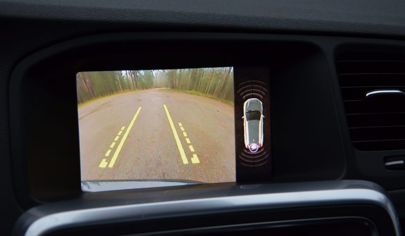 Tikko ievests. Volvo V60 Cross Country Summum 2.4 Dīzelis Awd (4×4) Pilnpiedziņa ar automātisko ātrumkārbu. full