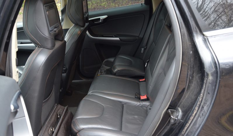 Drīzumā Volvo XC 60 Summum Xenium 2.4 D5 (158kw-215z/s) Dīzelis Awd (4×4) Pilnpiedziņa ar automātisko ātrumkārbu. full