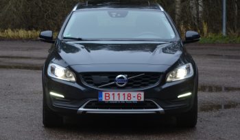 Tikko ievests. Volvo V60 Cross Country Summum 2.4 Dīzelis Awd (4×4) Pilnpiedziņa ar automātisko ātrumkārbu. full