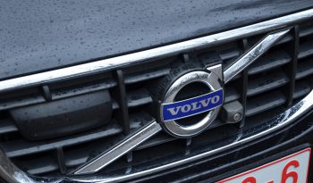 Drīzumā Volvo XC 60 Summum Xenium 2.4 D5 (158kw-215z/s) Dīzelis Awd (4×4) Pilnpiedziņa ar automātisko ātrumkārbu. full