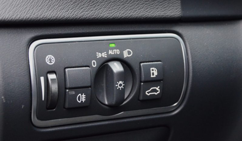 Tikko ievests. Volvo V60 Cross Country Summum 2.4 Dīzelis Awd (4×4) Pilnpiedziņa ar automātisko ātrumkārbu. full