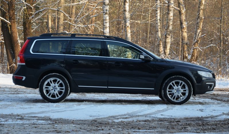 Tikko ievests-Volvo XC 70 Summum 2.4 Dīzelis 4×4 Awd . Ar automātisko ātrumkārbu. full