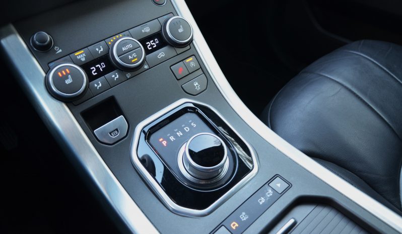 Tikko ievests. Land Rover Range Rover Evoque 2.0 (110kw-150z/s) 4×4 Pilnpiedziņa. Dīzelis ar automātisko ātrumkārbu. full