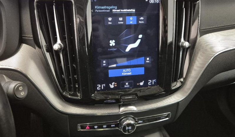 DRĪZUMĀ-Volvo Xc60 2.0 T8 Plug-In-Hybrid Inscription  4×4 Awd . full