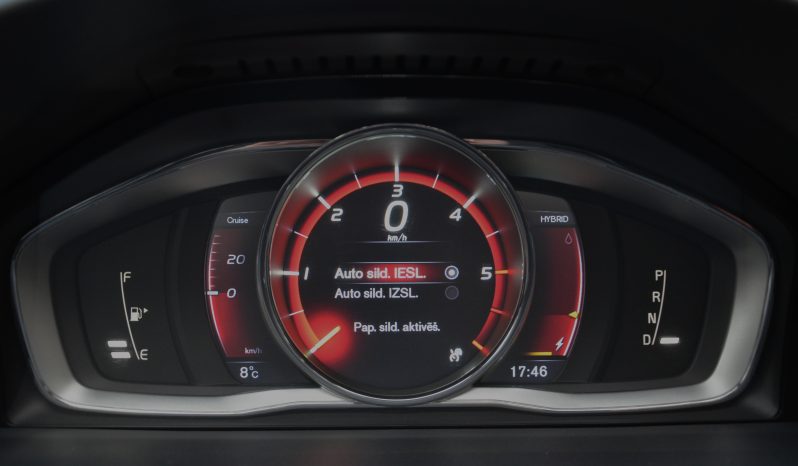 Tikko ievests 2016. Gada modelis. Volvo. V60 Plug-In Hybrid Summum. 2.4D6 (162kw -220z/s diesel + 50Kw-68z/s Electro= 288z/s) Awd pilnpiedziņa. full