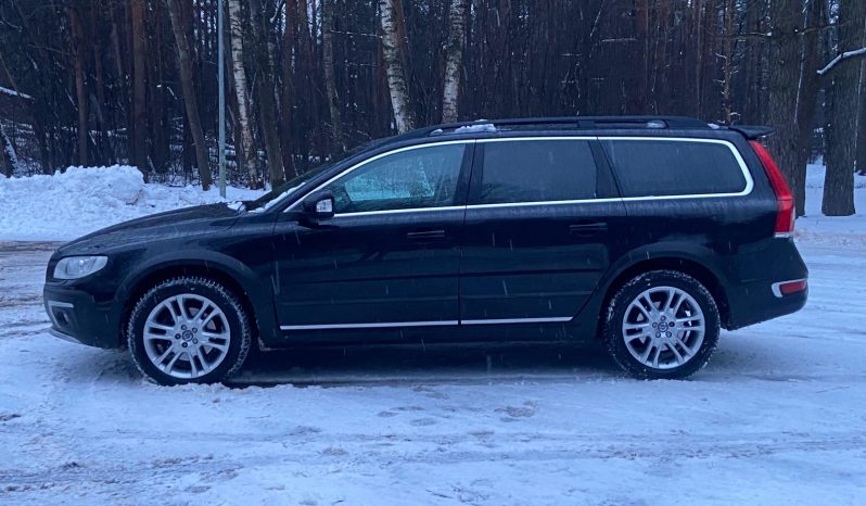 DRĪZUMA-Volvo Xc70 Summum XENIUM 2.4 D5 (158KW- 215 z/s)  4×4 AWD full