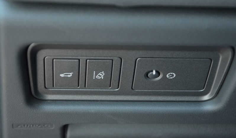 Tikko ievests. Land Rover Range Rover Evoque 2.0 (110kw-150z/s) 4×4 Pilnpiedziņa. Dīzelis ar automātisko ātrumkārbu. full