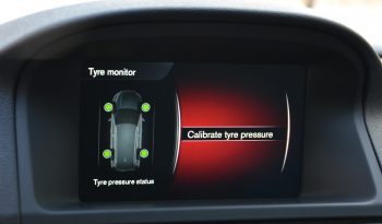 Tikko ievests-Volvo XC 70 Summum 2.4 Dīzelis 4×4 Awd . Ar automātisko ātrumkārbu. full