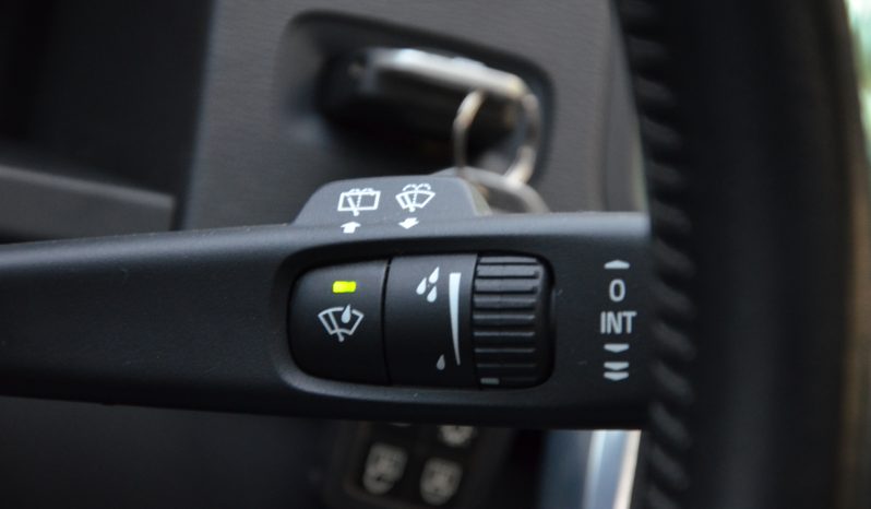 Tikko ievests 2016. Gada modelis. Volvo. V60 Plug-In Hybrid Summum. 2.4D6 (162kw -220z/s diesel + 50Kw-68z/s Electro= 288z/s) Awd pilnpiedziņa. full