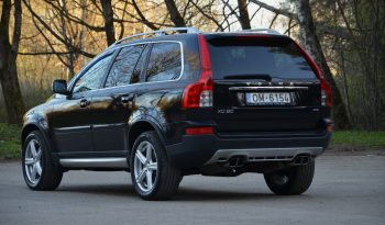 Tikko ievests 7- Vietas.  Volvo Xc90 R Design 2.4D5 (147Kw-200 Z/s) Dīzelis Awd (4×4) ar automātisko ātrumkārbu.  full