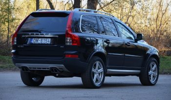 Tikko ievests 7- Vietas.  Volvo Xc90 R Design 2.4D5 (147Kw-200 Z/s) Dīzelis Awd (4×4) ar automātisko ātrumkārbu.  full