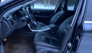 DRĪZUMA-Volvo Xc70 Summum XENIUM 2.4 D5 (158KW- 215 z/s)  4×4 AWD full