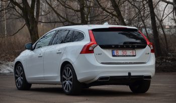 Tikko ievests 2016. Gada modelis. Volvo. V60 Plug-In Hybrid Summum. 2.4D6 (162kw -220z/s diesel + 50Kw-68z/s Electro= 288z/s) Awd pilnpiedziņa. full