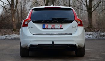 Tikko ievests 2016. Gada modelis. Volvo. V60 Plug-In Hybrid Summum. 2.4D6 (162kw -220z/s diesel + 50Kw-68z/s Electro= 288z/s) Awd pilnpiedziņa. full