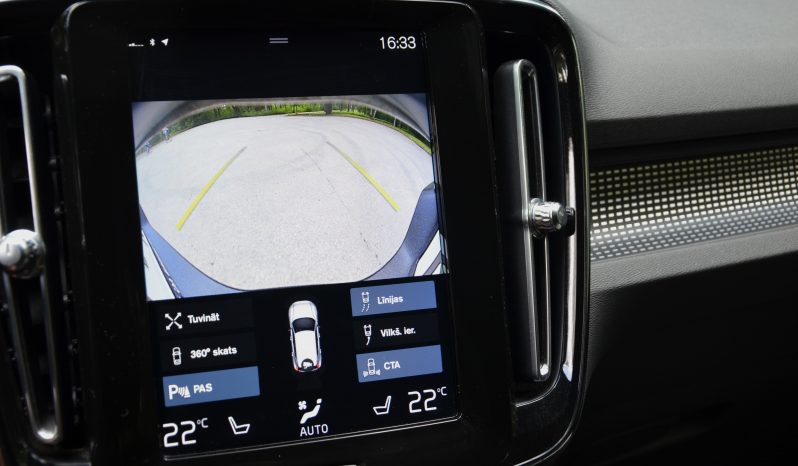 Tikko ievests. Volvo Xc40 R Design 4×4 Awd. 2.0 D4 (140 kw-190 z/s) Dīzelis. ar Automātisko ātrumkārbu. full