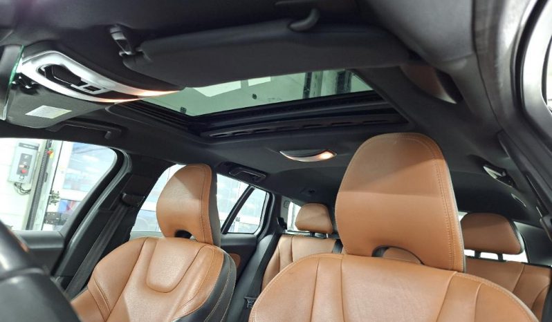 DRĪZUMĀ- Volvo. V60 Plug-In Hybrid Summum. 2.4D6 (158kw -215z/s diesel + 50Kw-68z/s Electro= 283z/s) Awd pilnpiedziņa. full