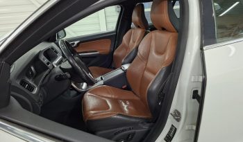 DRĪZUMĀ- Volvo. V60 Plug-In Hybrid Summum. 2.4D6 (158kw -215z/s diesel + 50Kw-68z/s Electro= 283z/s) Awd pilnpiedziņa. full