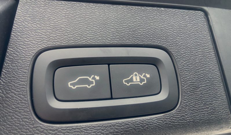 Tikko Ievests. Volvo Xc60 Inscription T8 Plug-in Hybrid Polestar Engineered. 2.0 Benzīns/elektrība. Pilnpiedziņa 4×4 Awd . full