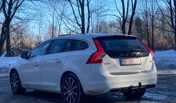 DRĪZUMĀ- Volvo. V60 Plug-In Hybrid Summum. 2.4D6 (158kw -215z/s diesel + 50Kw-68z/s Electro= 283z/s) Awd pilnpiedziņa. full
