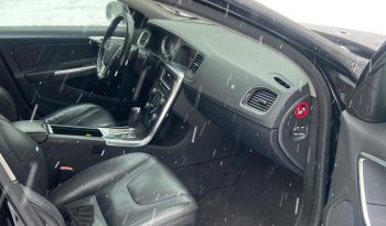Drīzumā- Volvo. V60 4×4 AWD  Summum. 2.4D5 (158kw -215z/s) Dīzelis ar automatisko ātrumkārbu.   full