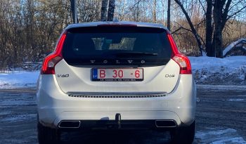 DRĪZUMĀ- Volvo. V60 Plug-In Hybrid Summum. 2.4D6 (158kw -215z/s diesel + 50Kw-68z/s Electro= 283z/s) Awd pilnpiedziņa. full