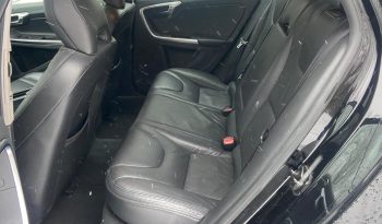 Drīzumā- Volvo. V60 4×4 AWD  Summum. 2.4D5 (158kw -215z/s) Dīzelis ar automatisko ātrumkārbu.   full