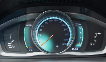 Tikko ievests-Volvo XC 70 Summum 2.4 Dīzelis 4×4 Awd . Ar automātisko ātrumkārbu. full