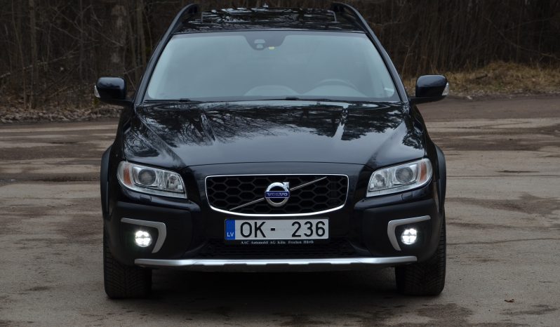 Tikko ievests-Volvo XC 70 Summum 2.4 Dīzelis 4×4 Awd . Ar automātisko ātrumkārbu. full