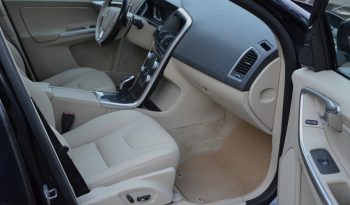 Tikko ievests. 2016 gada Modelis Volvo XC 60 Summum Xenium 2.4 Dīzelis Awd (4×4) Pilnpiedziņa ar automātisko ātrumkārbu. full