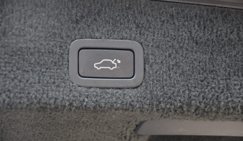 Tikko ievests-Volvo XC 70 Summum 2.4 Dīzelis 4×4 Awd . Ar automātisko ātrumkārbu. full