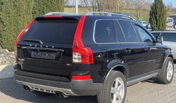 DRĪZUMĀ-. 7- Vietas.  Volvo Xc90 R Design 2.4D5 (147Kw-200 Z/s) Dīzelis Awd (4×4) ar automātisko ātrumkārbu. full