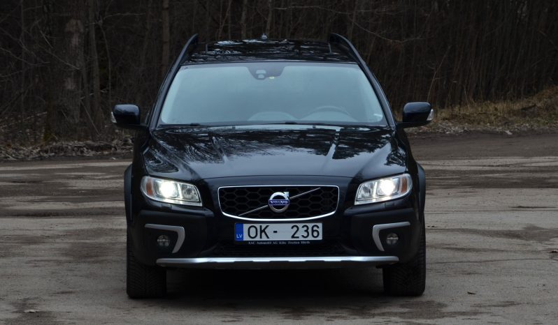 Tikko ievests-Volvo XC 70 Summum 2.4 Dīzelis 4×4 Awd . Ar automātisko ātrumkārbu. full